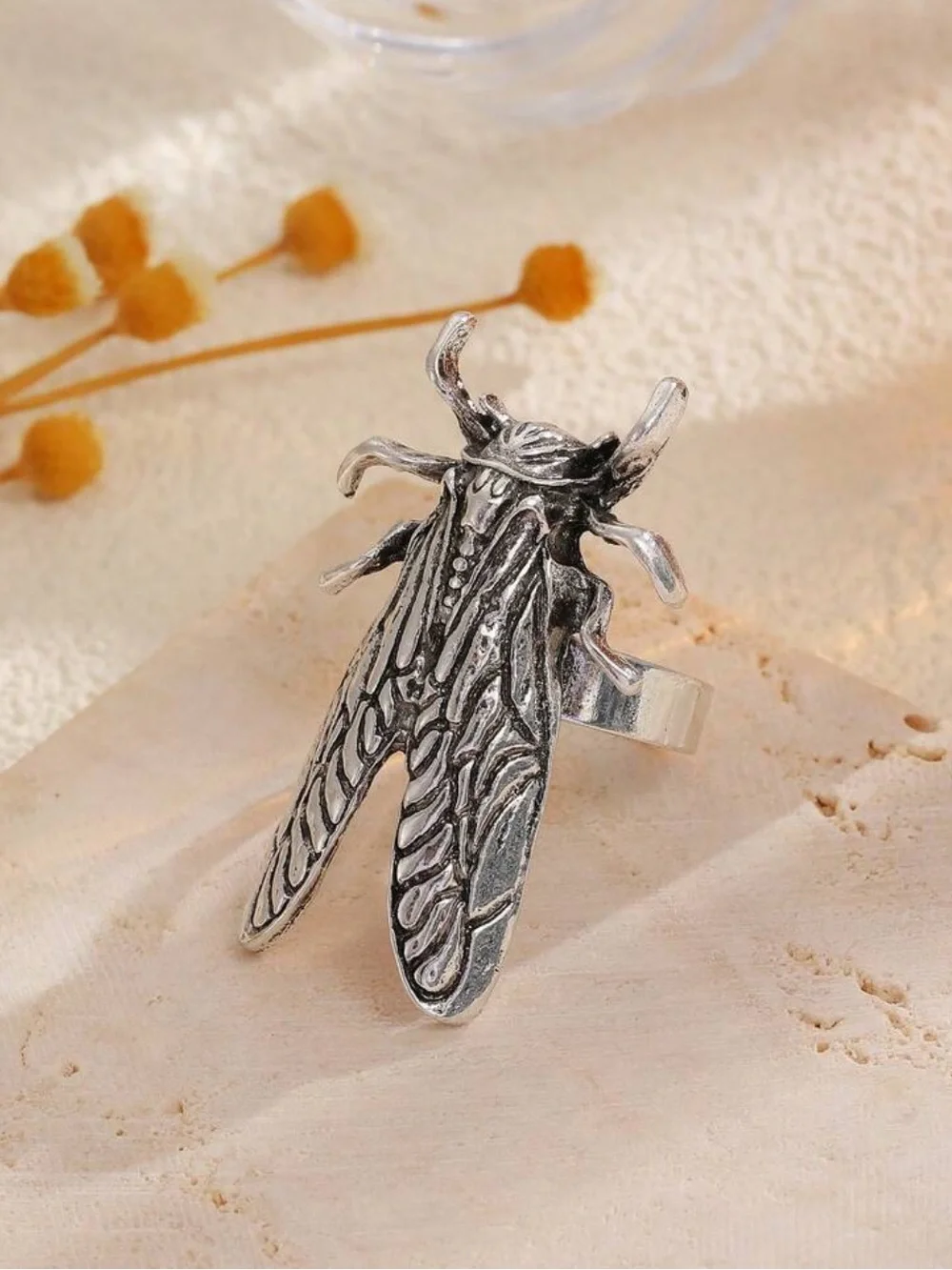 N/A silver cicada